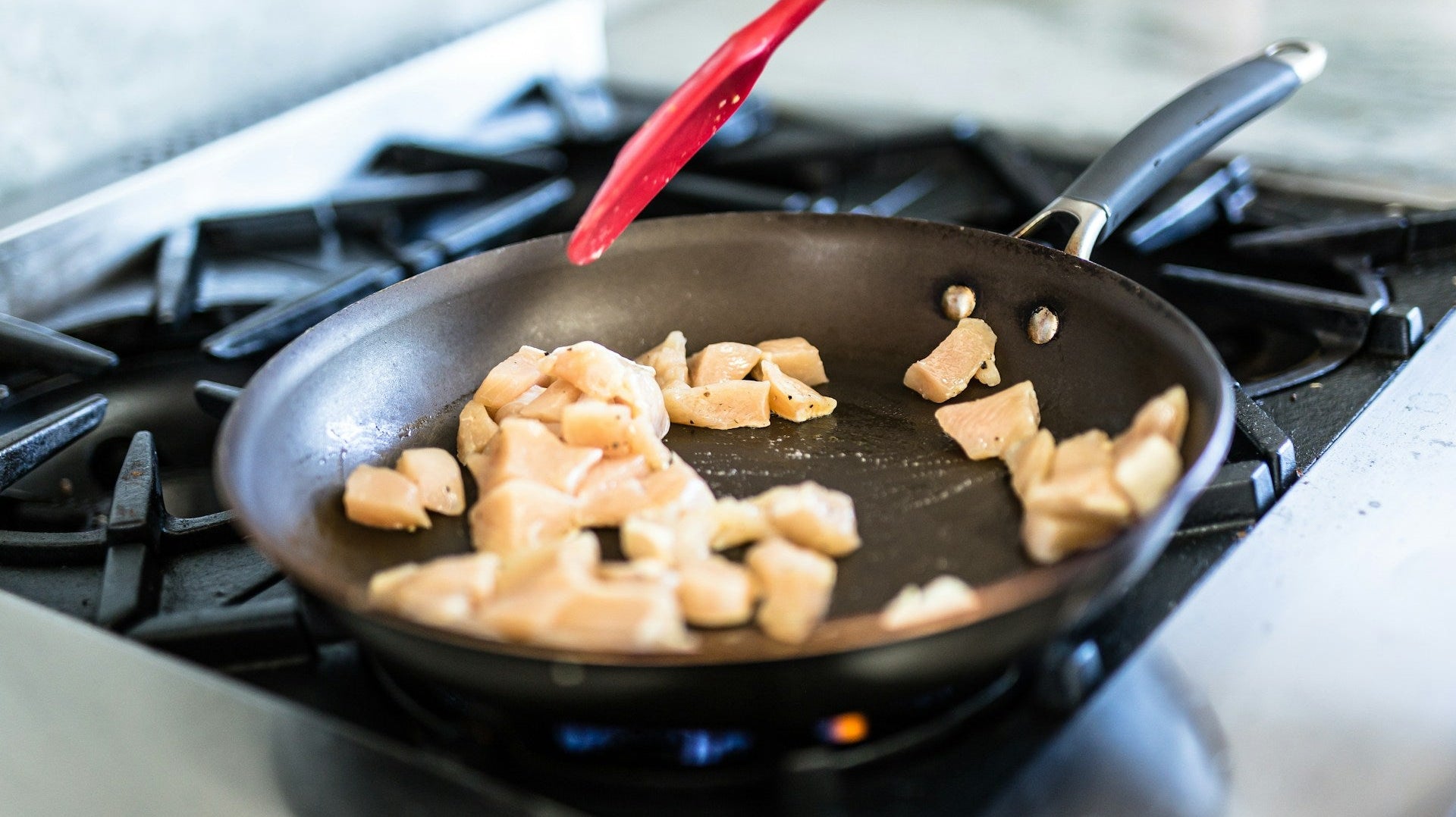 The 15-Minute Weeknight Dinner: How Thin-Cut Fresh Breasts Save School Nights