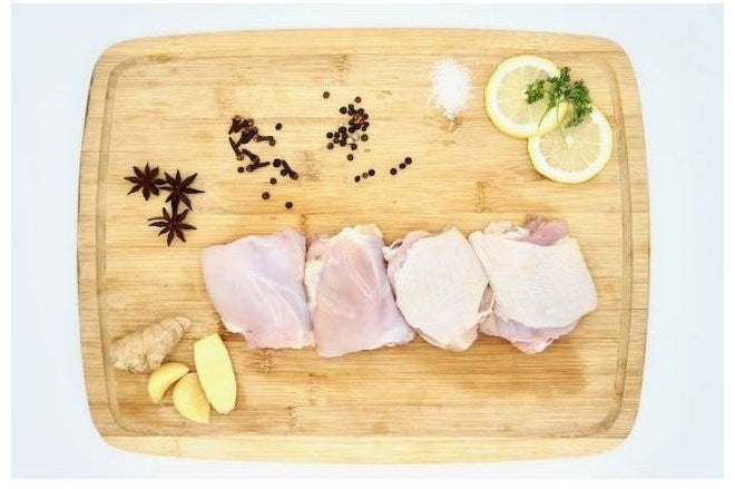 FREE-RANGE JiDORI® WHOLE BONE-IN CHICKEN THIGHS