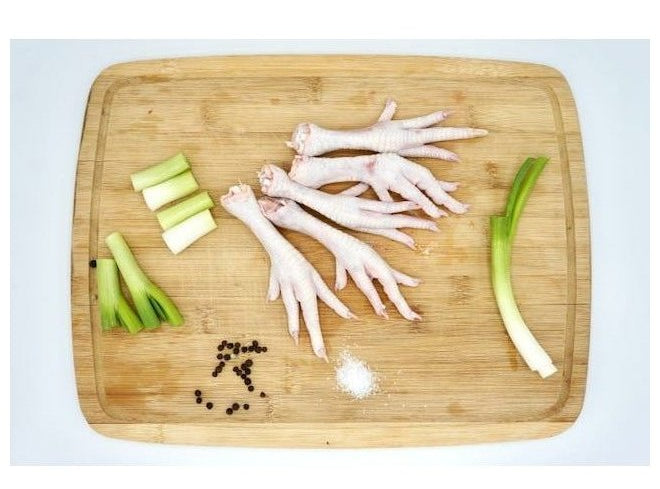 FREE-RANGE JiDORI® CHICKEN FEET