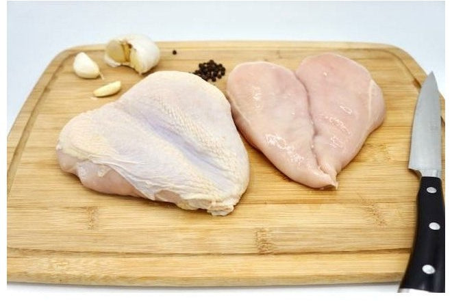FREE-RANGE JiDORIĀ® BONELESS CHICKEN BREAST