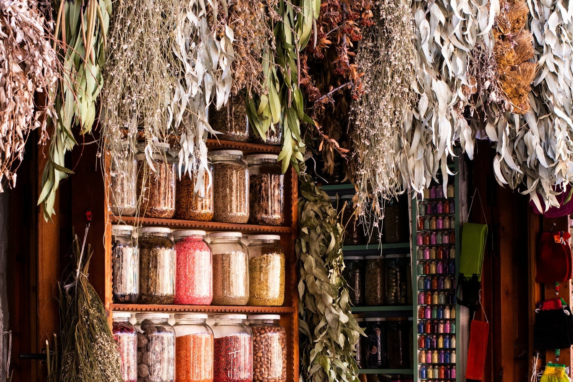 The Foodie’s Luxury Gift Guide (How to Curate the Perfect Chef’s Basket)