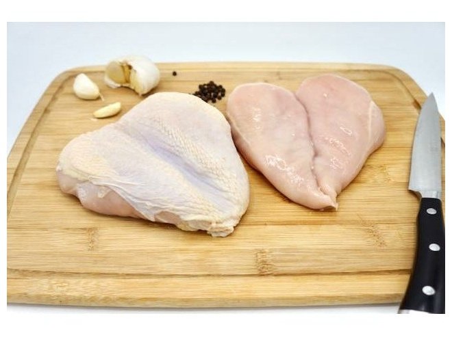 FREE-RANGE JiDORI® BONELESS CHICKEN BREAST